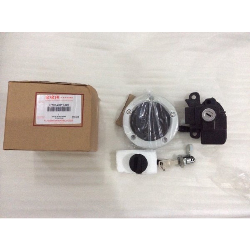 Kunci Kontak Set berikut Kunci Jok Belakang Suzuki GSX R 150