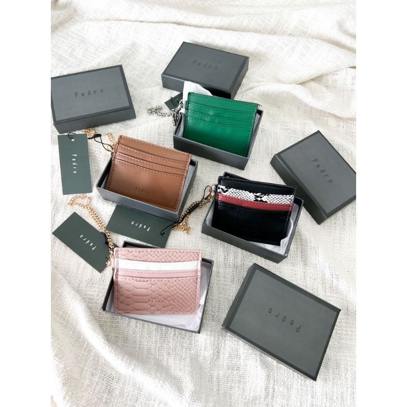 Pedro card holder with chain