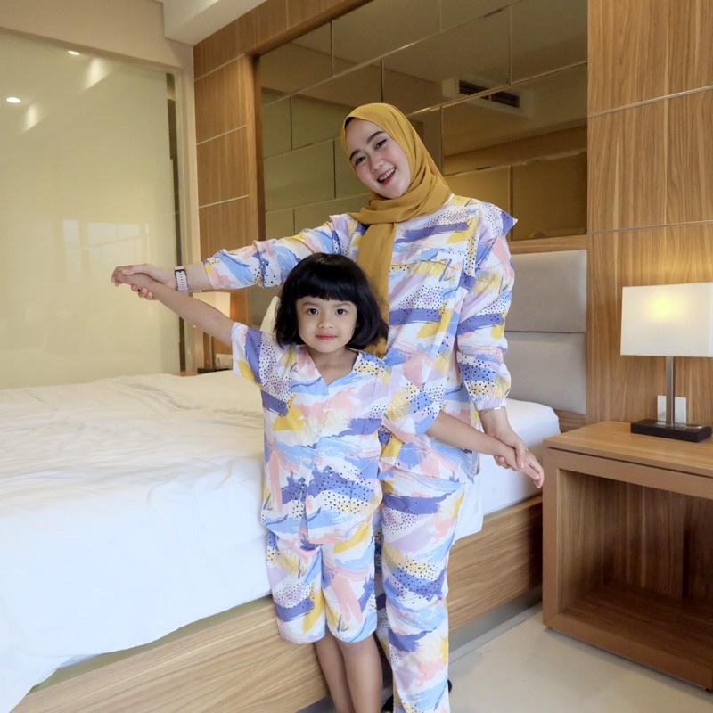 PAJAMAS COUPLE IBU DAN ANAK SETELAN ONESET CURLY