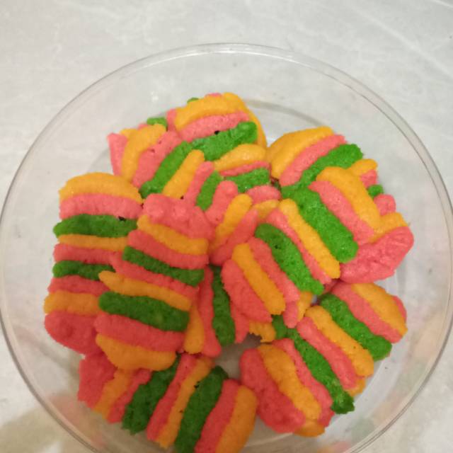 Lidah kucing rainbow