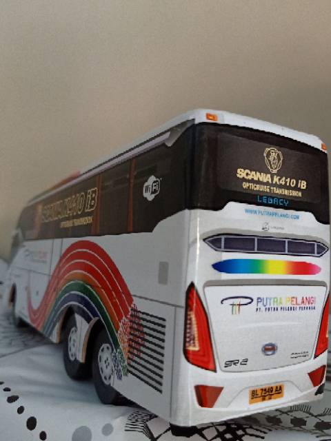 miniatur Bus bis / mainan bus bis Putra pelangi Double deker