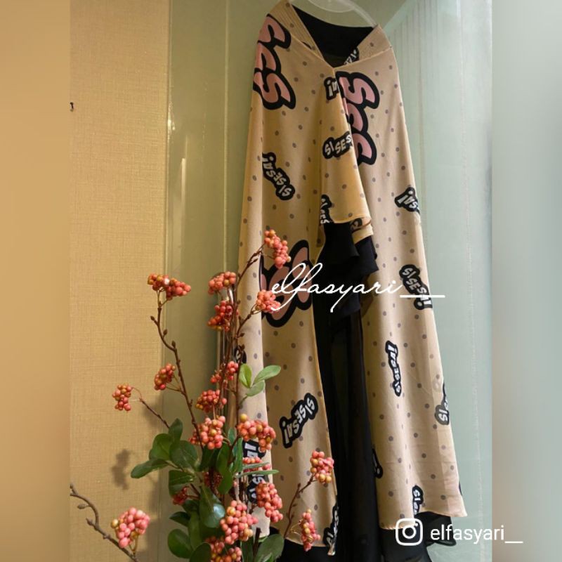 SISESA KHIMAR POP ART