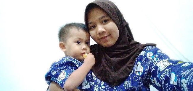 Couple Mom And Kids Emon Pintu