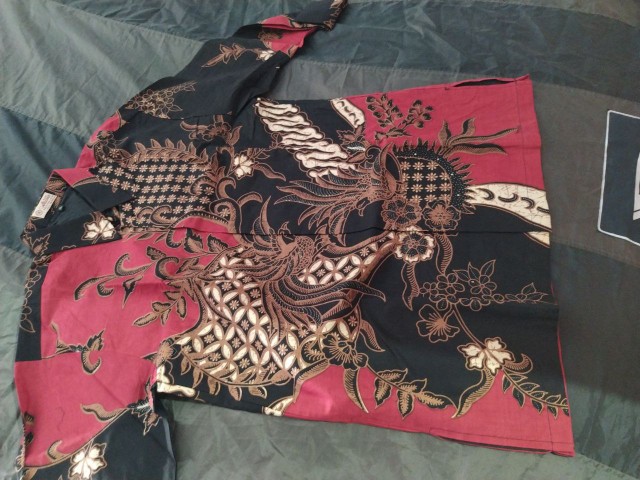 Kemeja Batik Pria Lengan Panjang Premium Slimfit Modern Batik Aluna Pcw 085