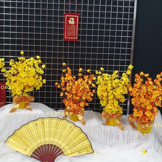 

Pohon meihua imlek sakura kuning mini