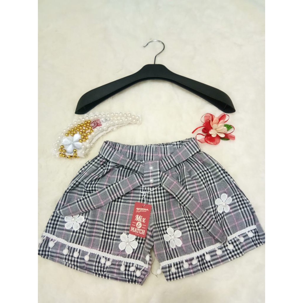 CELANA PENDEKPROMO Terbaru  Harga grosiran Celana Pendek Kotak zara 0,3 Anak PerempuanCOD