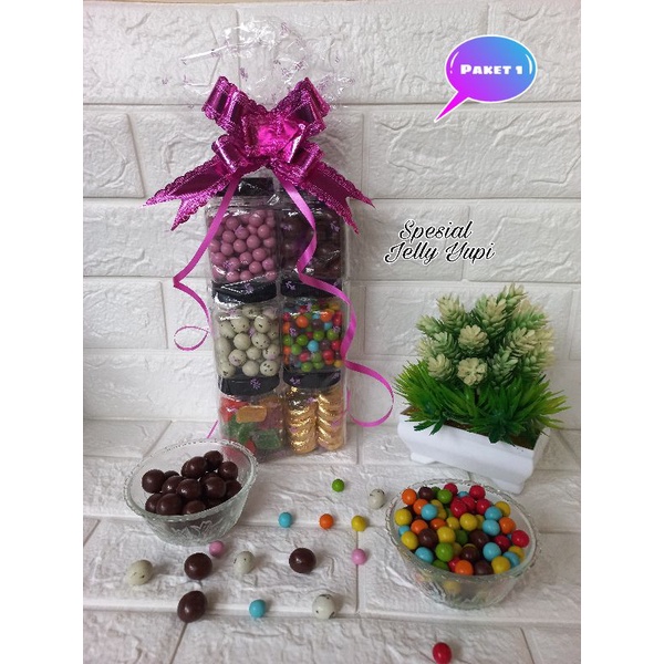 

Hampers Coklat Lebaran