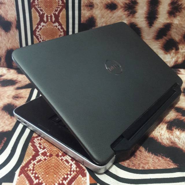 LAPTOP Dell Intel CORE I5 SUPER MURAH SECOND Ram 4GB Hdd 320GB DVD