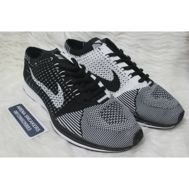 nike flyknit racer black white