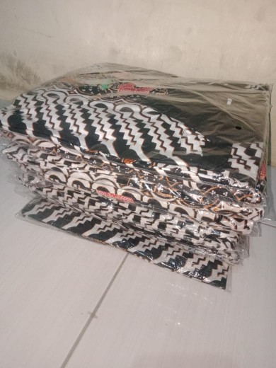 Batik Couple Keluarga (3 Warna) Gamis Busui Motif Modang Kembang Batik Keluarga Seragam Gamis Cardy