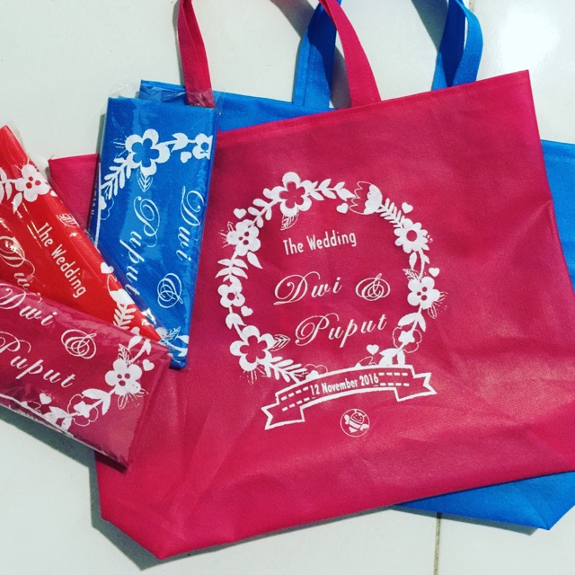 Tas souvenir wedding(kotak alas 39x30 TANPA PACKING)