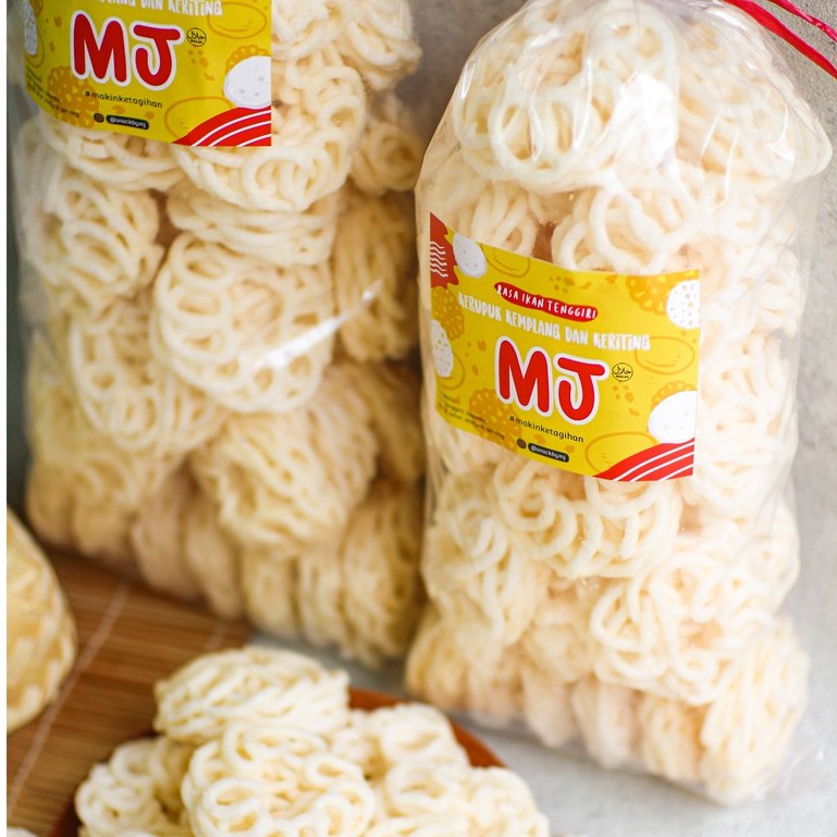 

Kerupuk krupuk Goreng Keriting Bangka Ikan Tenggiri 200 Gr/Kerupuk Bangka/Aneka Kerupuk/Kerupuk Mi