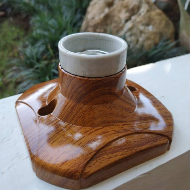 Fiting Lampu Fitting Plafon Kotak NEW motif Kayu E27