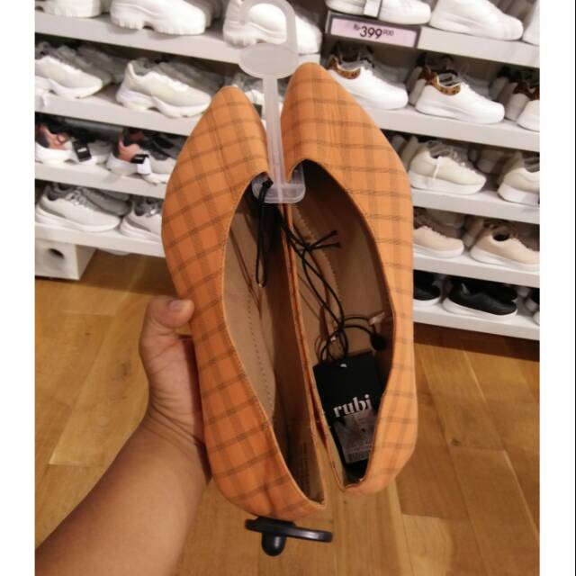 Rubi sale sepatu wanita kotak orange size 40 saja