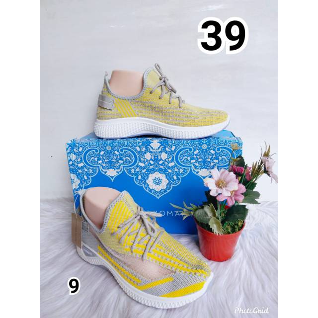 Sepatu cantik , sepatu rajut , sepatu sport