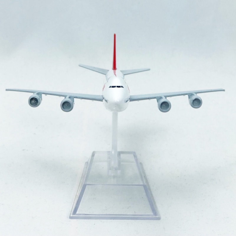 Swiss Air B747 Model Pesawat Swiss Airlines Boeing 747 Die-cast Metal Airplane Model Pesawat 16CM