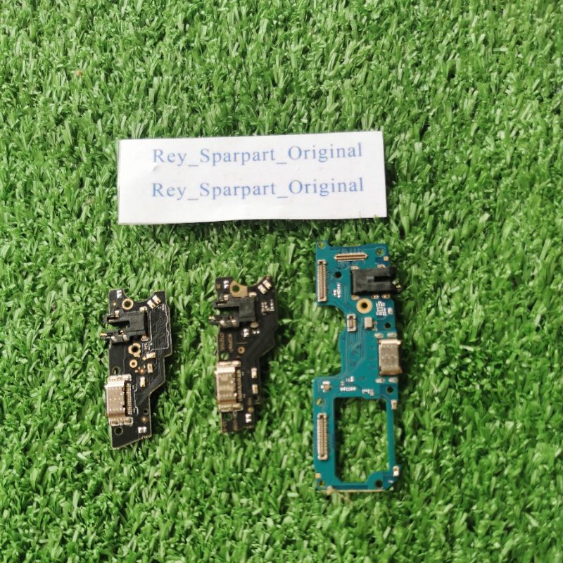 PAPAN CAS CHARGER CASAN REALME 7  Narzo 20pro Narzo 30 - REALME 7I- REALME 7 PRO HEADSET H/HF MIC TE