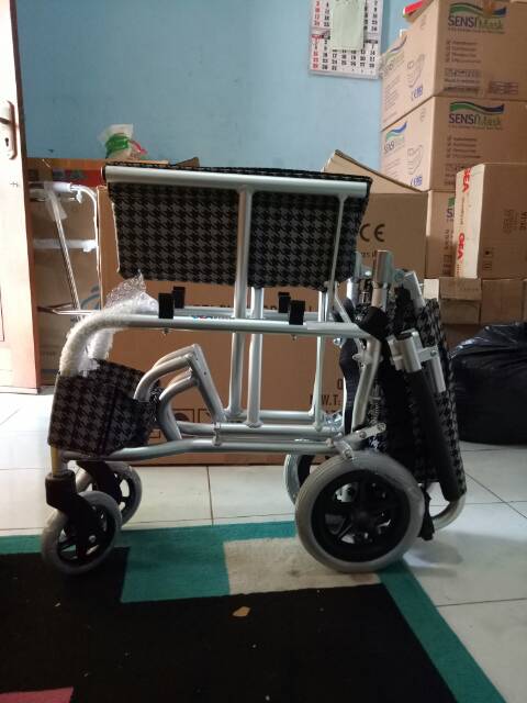 Kursi Roda Travelling Gea FS 804 LABJ-37