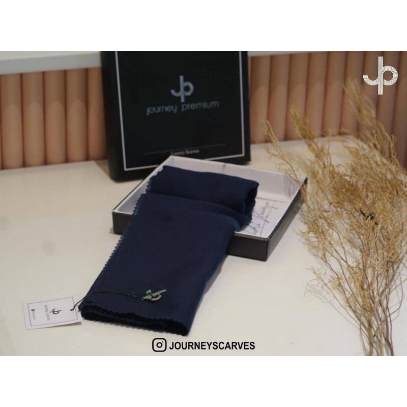 segiempat journey hitam polos