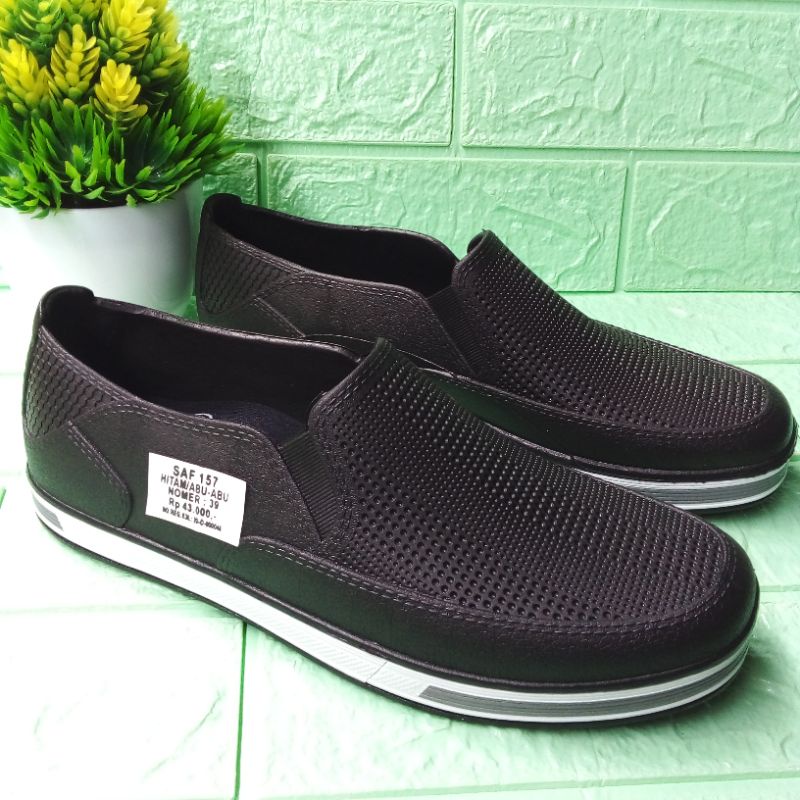 Sepatu Karet Pria ATTSankyo 157/Sepatu Karet Pria Slip On