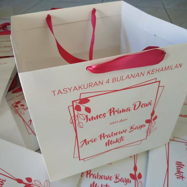 

paperbag sablon P24xL24xT22 cm , paperbag putih, tas kertas , tempat roti, tempat tumpeng mini