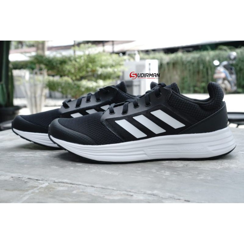 sepatu running Adidas Original Galaxy 5 Black white