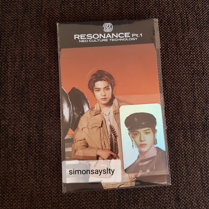 WTS STANDEE HOLO RESONANCE Pt. 1 TAEYONG