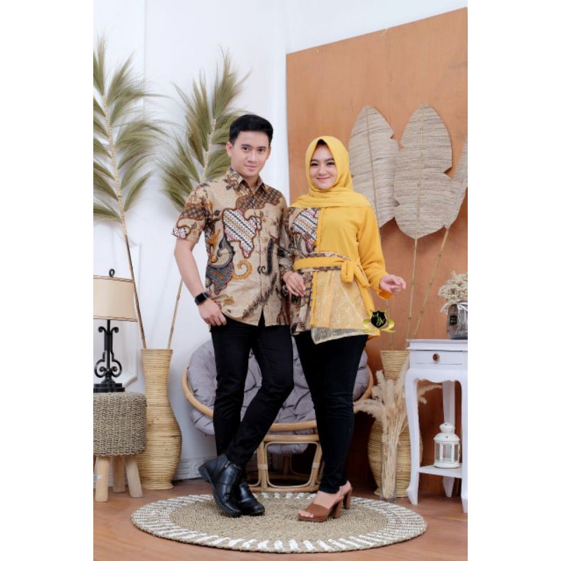 Sarimbit Batik Atasan Model Terbaru / Batik Couple Atasan Blus Batik Kombinasi Brokat Couple Batik-5