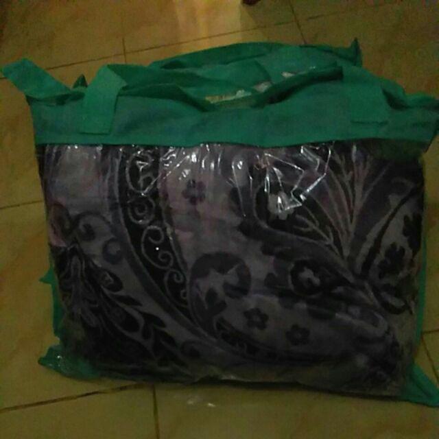 Selimut Bulu Dewasa Uk 180 X 200 Cm