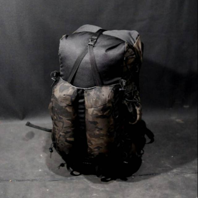 TAS  ULTRALIGHT MONTE EQUIPMENT CENTAUR 30L HYBRID BACKPACK BUSHCRAFT STYLE