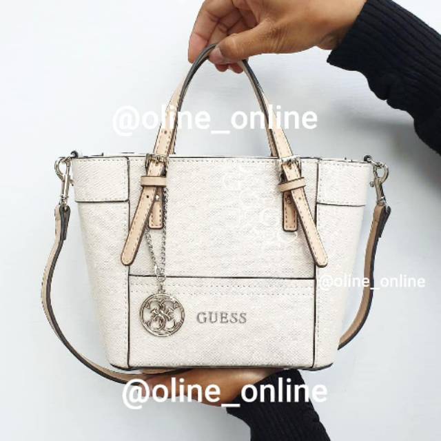 

Guess delaney mini coated broken white