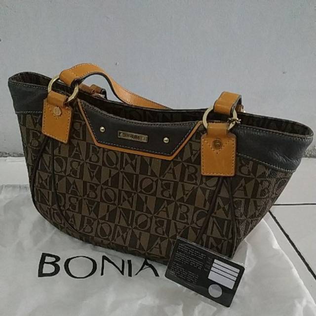 Tas Bonia asli