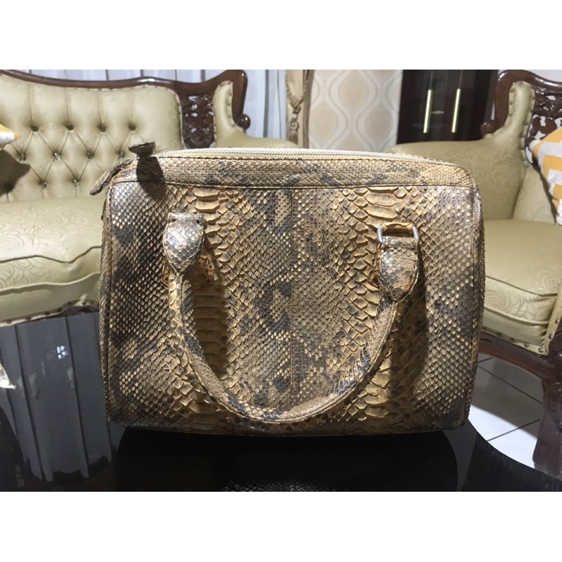 Tas speedy kulit ular