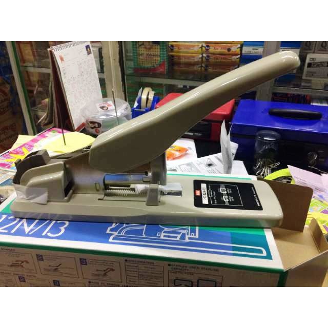 

STAPLER MAX 12 N / 13