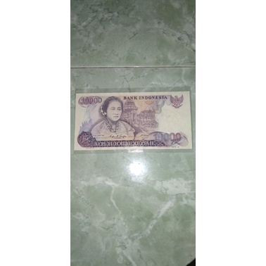 uang kuno/ lama 10000 rupiah RA Kartini