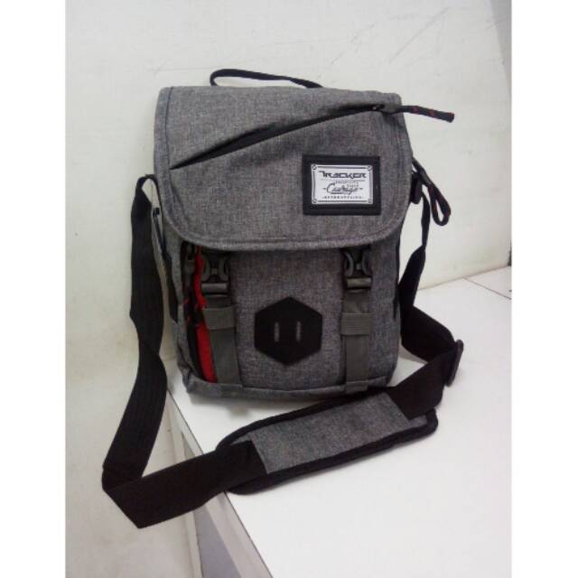 Tas Selempang Vintage Tracker 519 +Raincover ORI