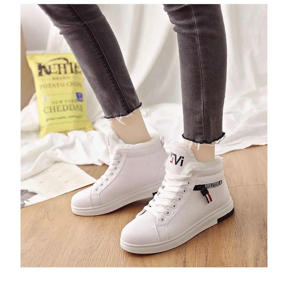 SEPATU SNEAKERS WANITA 74873848430978