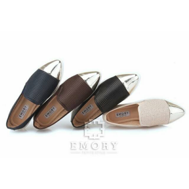 Sepatu EMORY