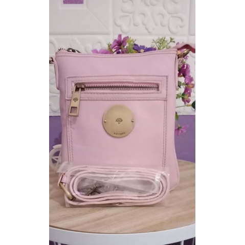 tas sling kulit asli warna pink Preloved