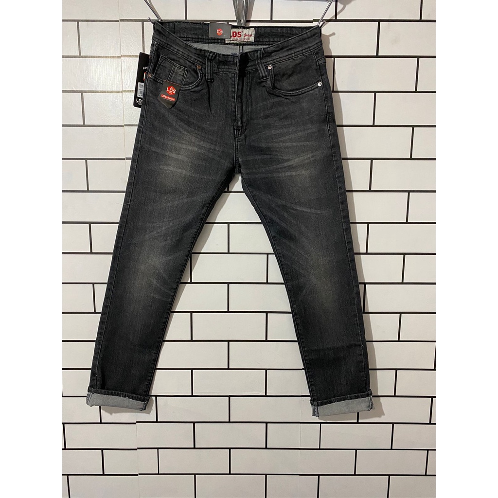 CELANA JEANS PRIA TERBARU MODEL SLIM FIT