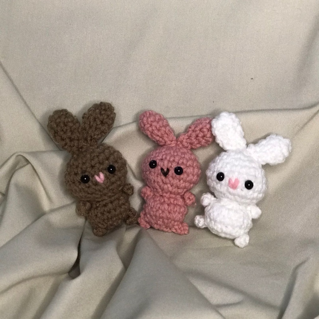 MINI BUNNY AMIGURUMI | BONEKA RAJUT KELINCI | GANTUNGAN KUNCI RAJUT | souvenir ganci