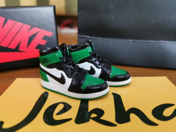 Air Jordan 1 PINE GREEN BLACK - 3D Sneakers Keychain Gantungan Kunci