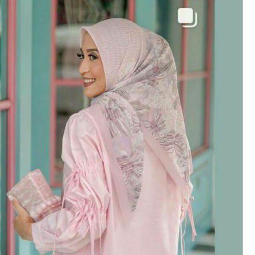 Les Amities Reborn Peony