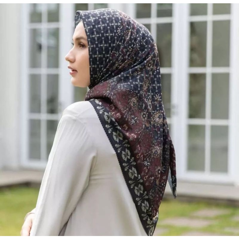 hijab segi empat motif terbaru 2021 / kerudung segi empat voal premium / hijab / jilbab / hijab base