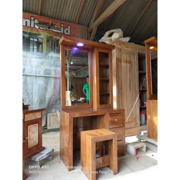meja rias kayu jati minimalis lampu / tolet kayu jati / tempat make up modern minimalis