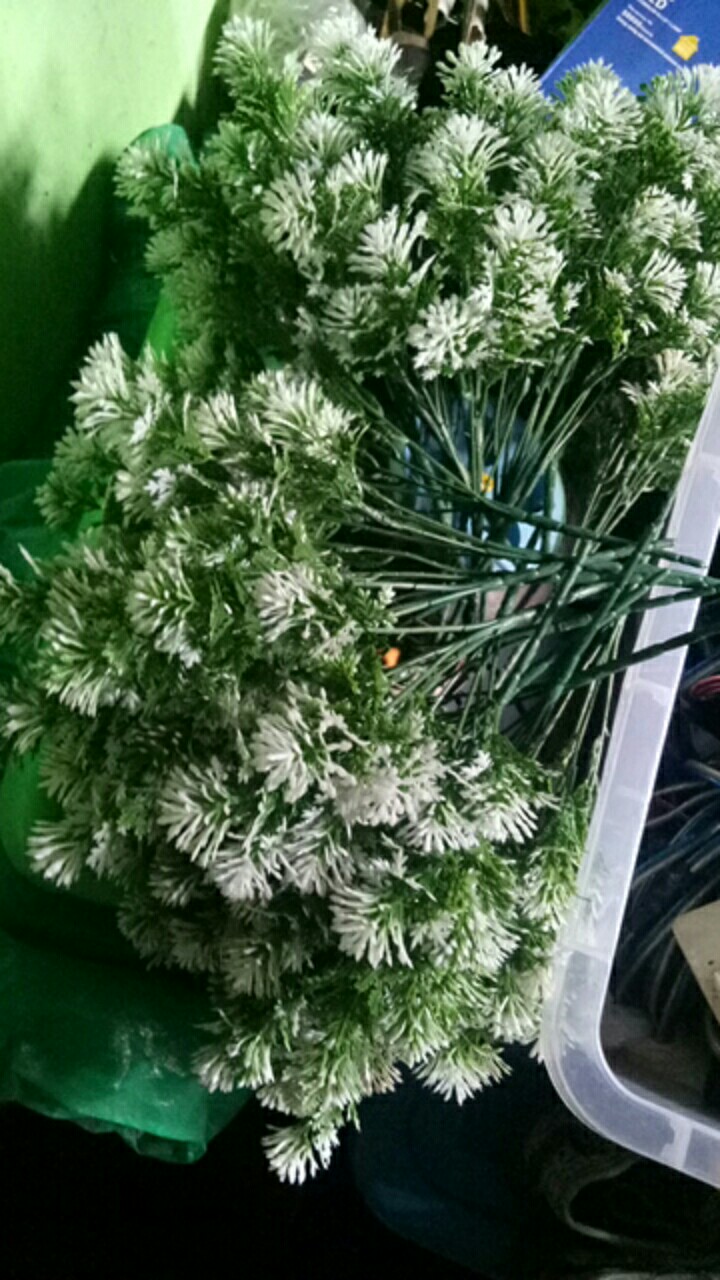 Baby Breath Bintang Salju Artificial