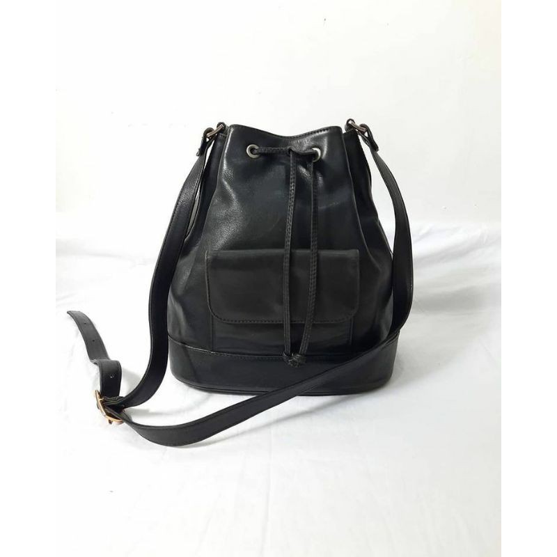 Bally downstring sling bag Second