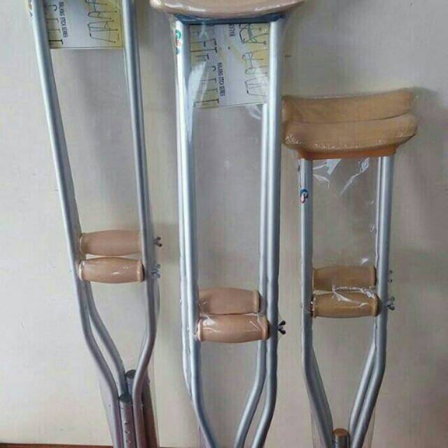 Tongkat jalan / tongkat ketiak