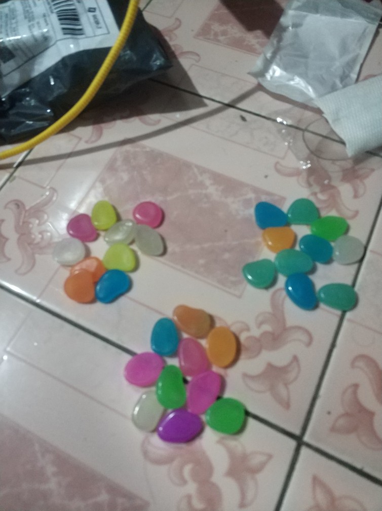 Multi-color Batu Hias Dekorasi Glow In Thedark