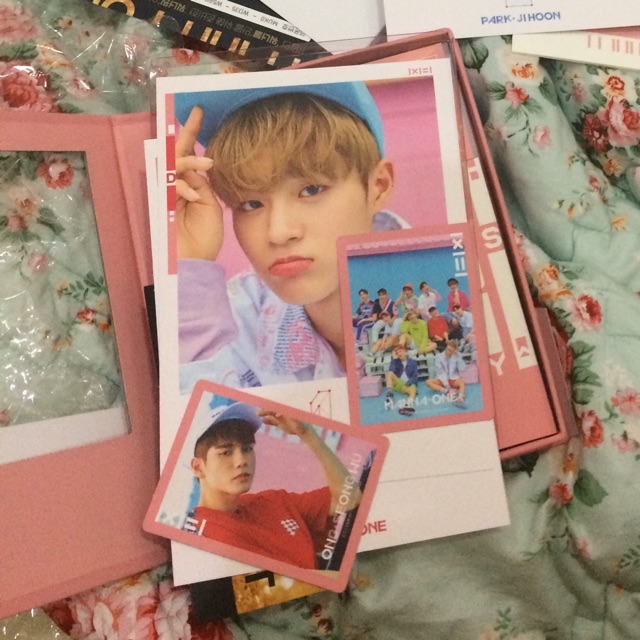 Album Wanna One To be One